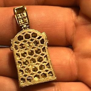 Jesus Head Diamond & Gold pendant 14K